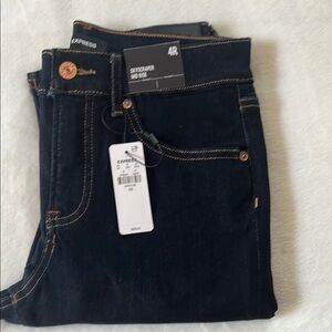 New with tags Express Dark Wash Jeans size 4R